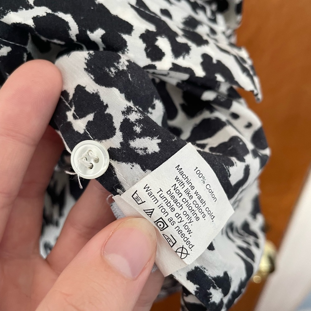 Chic JCrew snow leopard print collared button down shirt boy cut 100% cotton Y2K - Picture 6 of 7